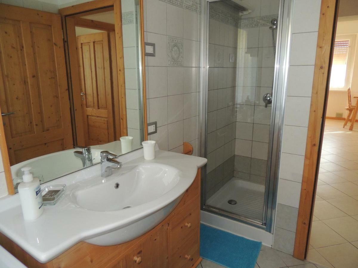 Appartamenti Casa Prandel Levico Terme Exterior foto